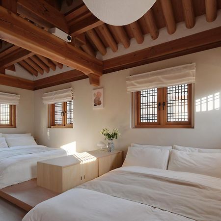 The Korean Traditional Hanok In Downtown Seoul For Convenient Public Transportation - Seoul Ari المظهر الخارجي الصورة