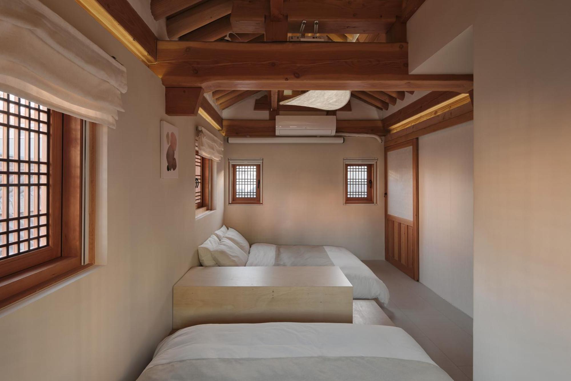 The Korean Traditional Hanok In Downtown Seoul For Convenient Public Transportation - Seoul Ari المظهر الخارجي الصورة