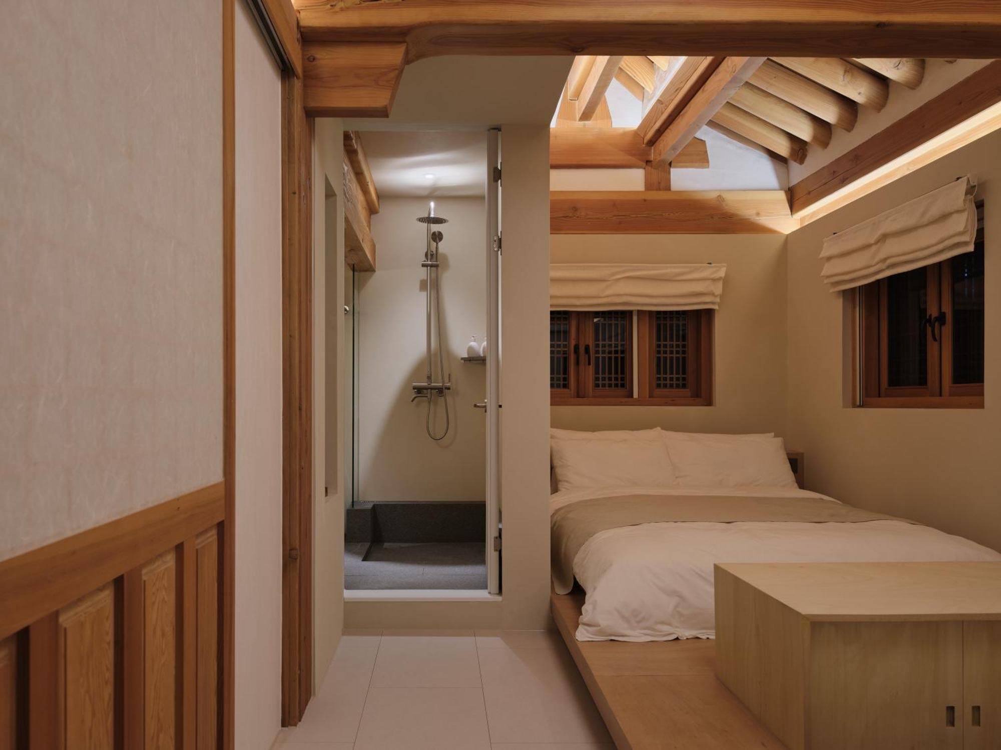 The Korean Traditional Hanok In Downtown Seoul For Convenient Public Transportation - Seoul Ari المظهر الخارجي الصورة