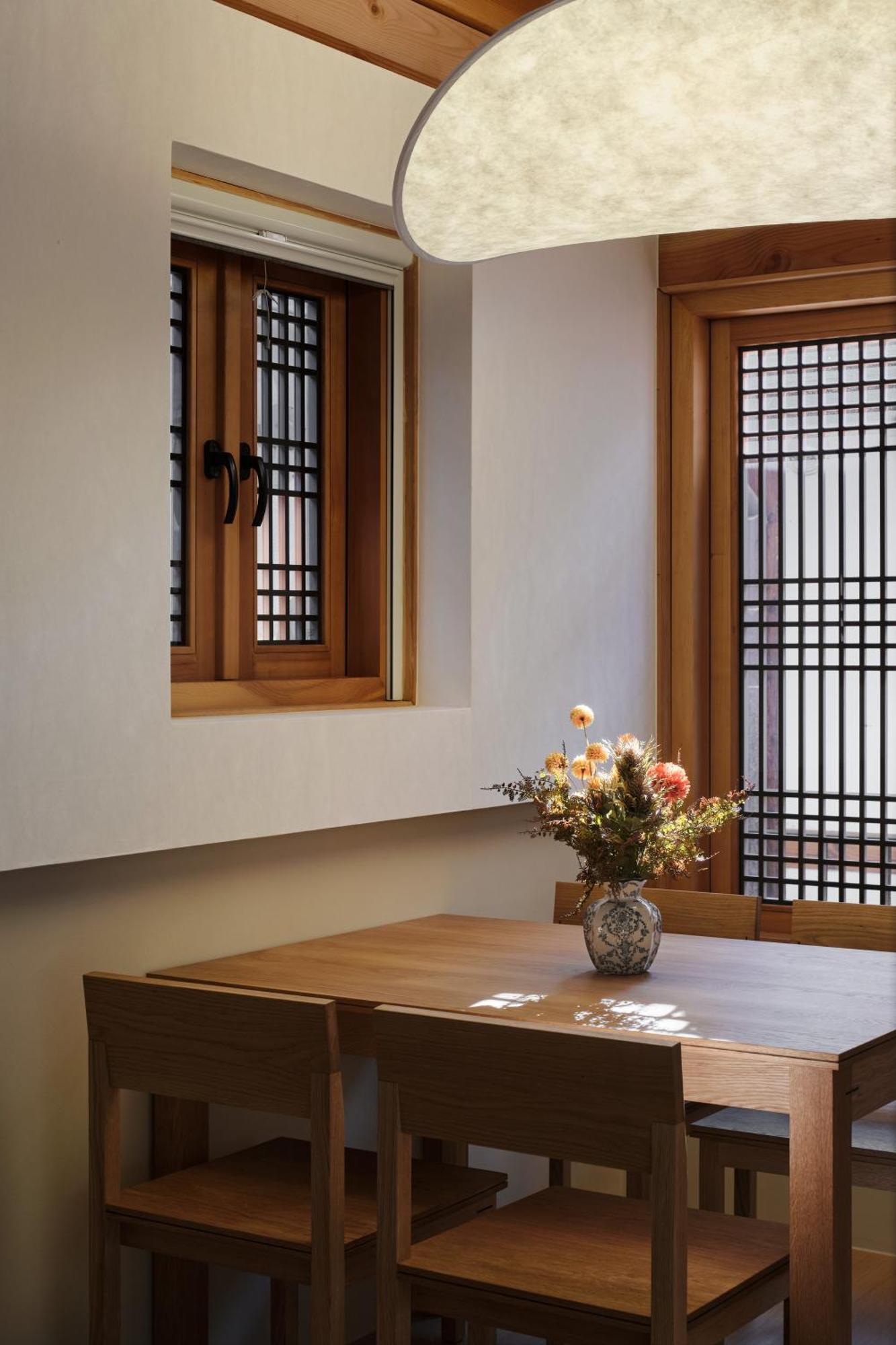 The Korean Traditional Hanok In Downtown Seoul For Convenient Public Transportation - Seoul Ari المظهر الخارجي الصورة