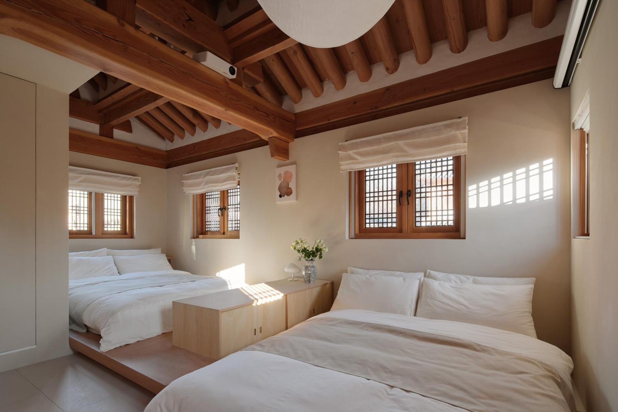 The Korean Traditional Hanok In Downtown Seoul For Convenient Public Transportation - Seoul Ari المظهر الخارجي الصورة