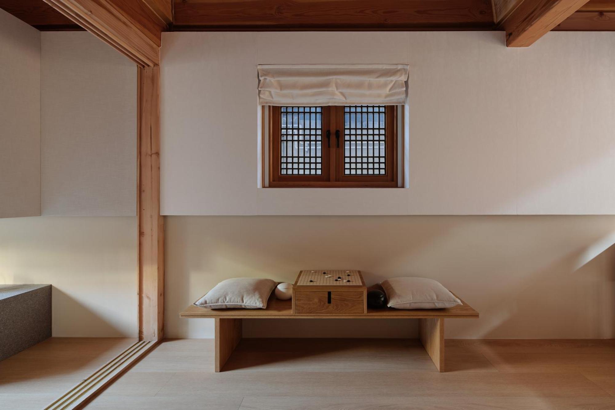 The Korean Traditional Hanok In Downtown Seoul For Convenient Public Transportation - Seoul Ari المظهر الخارجي الصورة