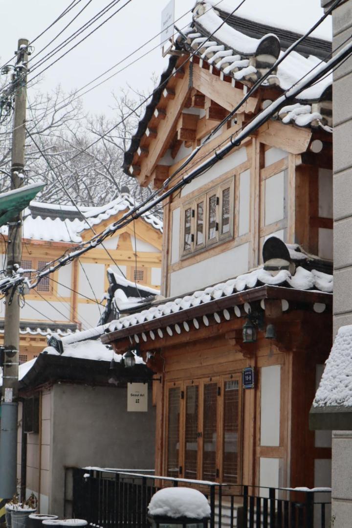 The Korean Traditional Hanok In Downtown Seoul For Convenient Public Transportation - Seoul Ari المظهر الخارجي الصورة
