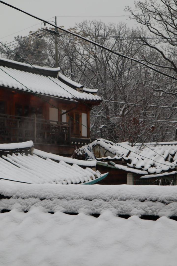 The Korean Traditional Hanok In Downtown Seoul For Convenient Public Transportation - Seoul Ari المظهر الخارجي الصورة